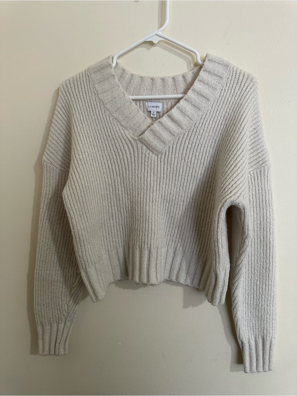 La Hearts Ivory V-Neck Ribbed Pullover Sweater